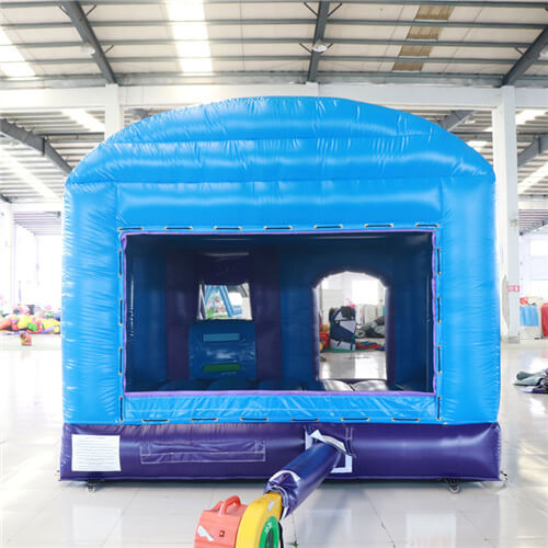 indoor bounce house